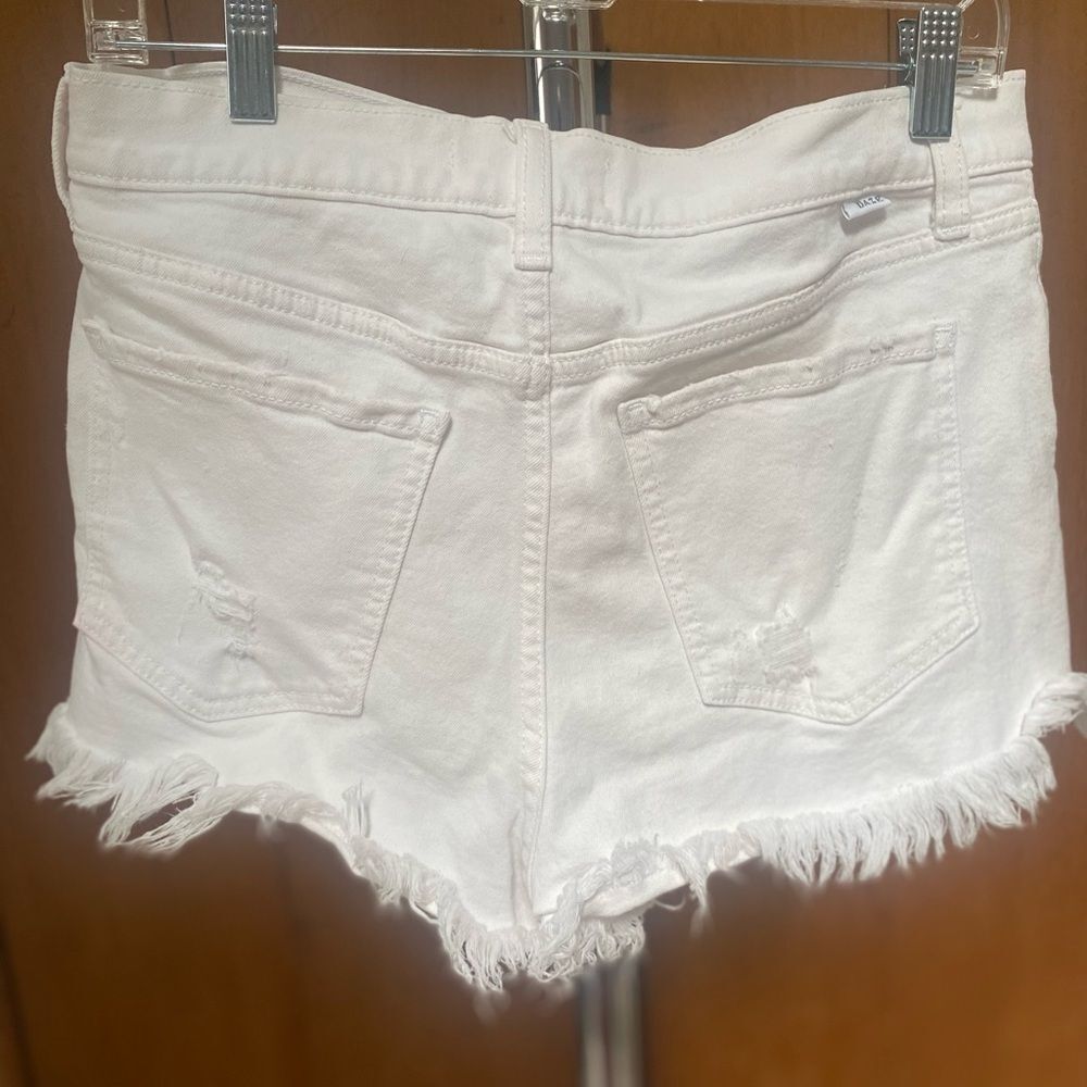 Daze Off White Distressed Frayed Denim Shorts Size 30 - Picture 2 of 10
